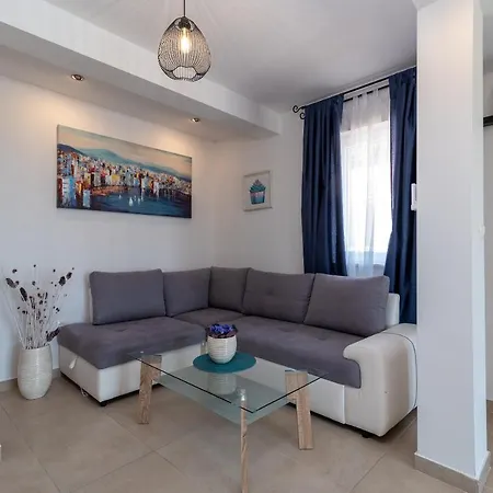Apartments Dobrila Kaštel Novi Exterior foto